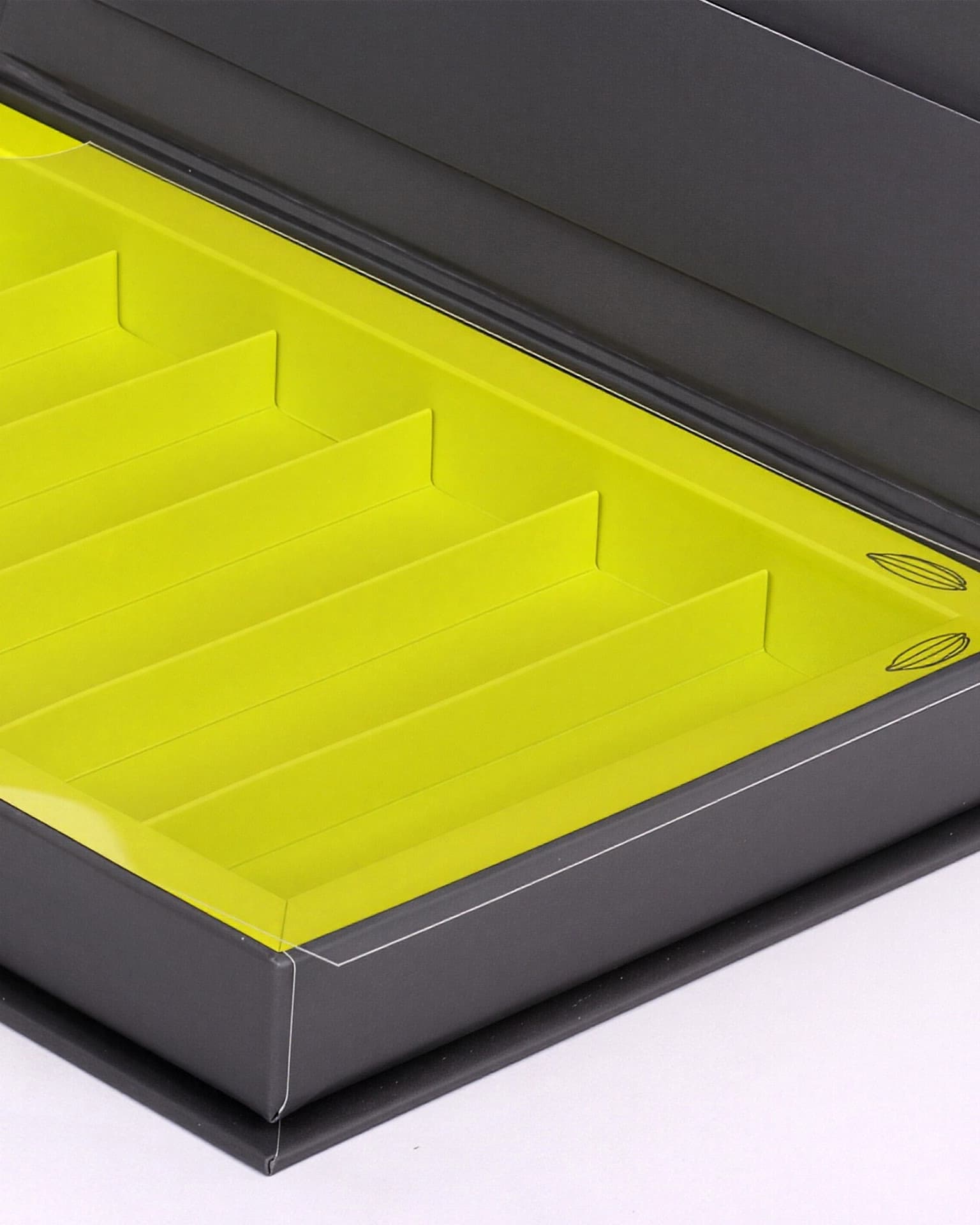 Magnetic Closure Boxes for Premium Launches and Gift Sets hero illustration